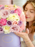 Load image into Gallery viewer, Bonjour Belle
